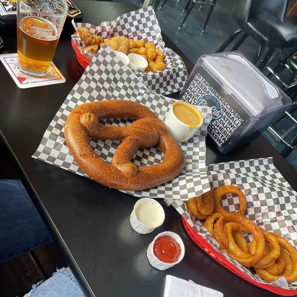 Big City Gamin - Chicken basket with Tater tots, onion rings, pretzel with beer cheese - Sports Bars Near Me - Eugene, Oregon Big City Gamin - Chicken basket with Tater tots, onion rings, pretzel with beer cheese - Sports Bars Near Me - Eugene, Oregon