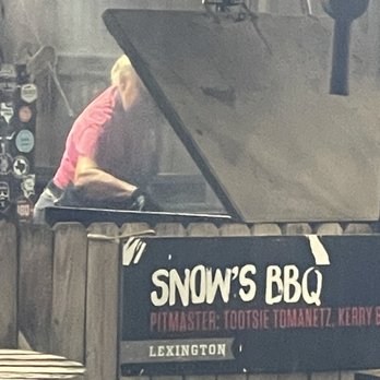 Snow's BBQ - Barbeque Near Me - Lexington, Texas Snow's BBQ - Barbeque Near Me - Lexington, Texas