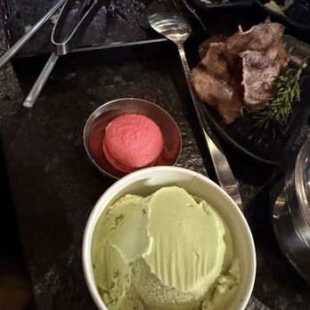 Grill Nine - Green tea ice cream and macaron - Korean Near Me - Las Vegas, Nevada