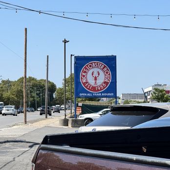 Nick's Lobster House - Seafood Near Me - Brooklyn, New York Nick's Lobster House - Seafood Near Me - Brooklyn, New York