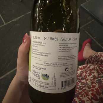 Slack Tide Fish - Yummmmy wine - Seafood Near Me - Richmond, Virginia