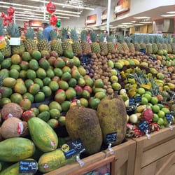 Hy-Vee Fast & Fresh - Produce section