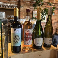 Johan & Nyström - Wine offerings