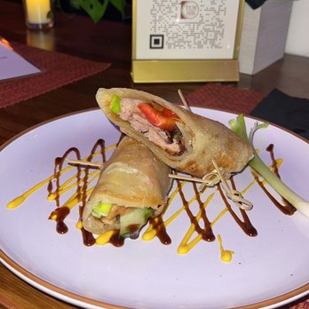 Temsib Eatery & Bar - Duck roll - Thai Near Me - Bellevue, Washington