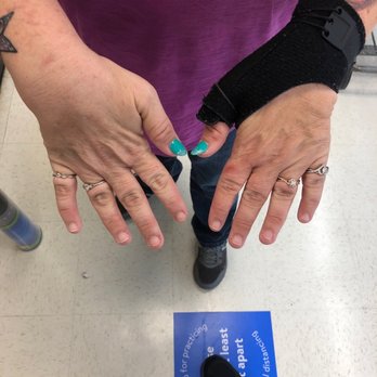 South Hill Nails & Spa - My girlfriends nails after a little over a week - Nail Salons Near Me - Puyallup, Washington South Hill Nails & Spa - My girlfriends nails after a little over a week - Nail Salons Near Me - Puyallup, Washington