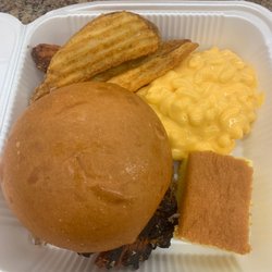Honey's Marketplace - Pulled pork, Mac n cheese, fries, cornbread