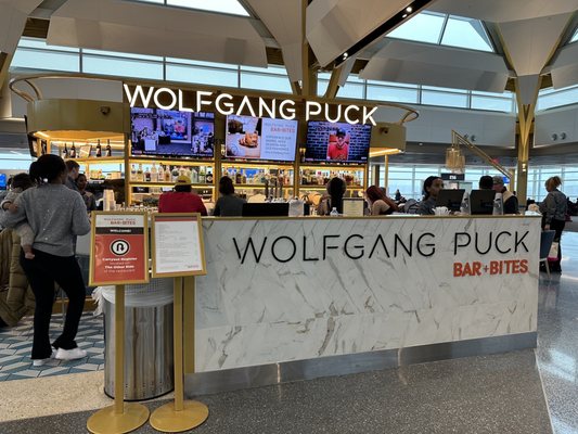 WOLFGANG PUCK BAR & BITES - Updated October 2025 - 38 Photos & 43 ...