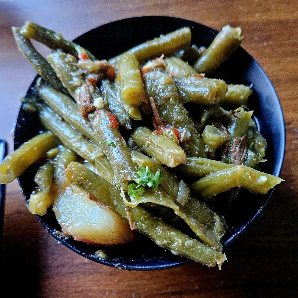 Y’s Choice - Green beans with potatoes. - Soul Food Near Me - Oakland, California Y’s Choice - Green beans with potatoes. - Soul Food Near Me - Oakland, California