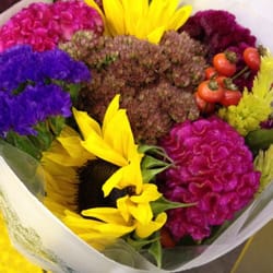 Downtown Crossing Flowers - Affordable and great selection!