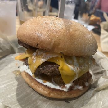 Peppered Pig - Burgers Near Me - Huntsville, Alabama