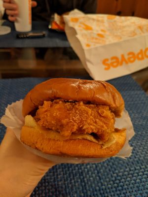 Popeyes Louisiana Kitchen by null