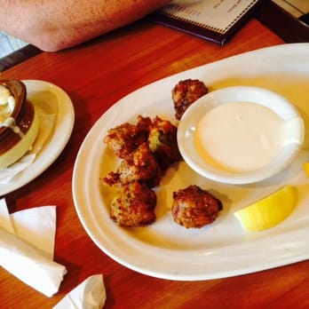 Hobo's Cafe - Conch Fritters - New American Near Me - Key Largo, Florida