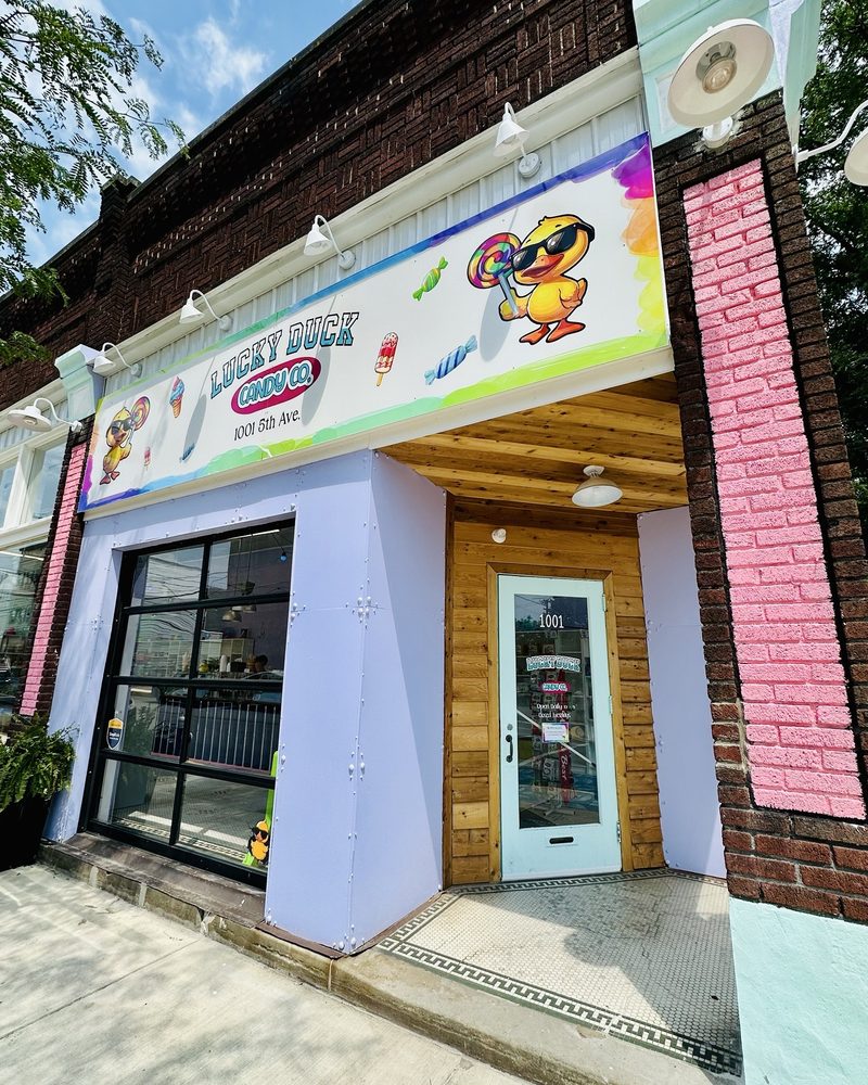 Lucky Duck Candy Company Logo