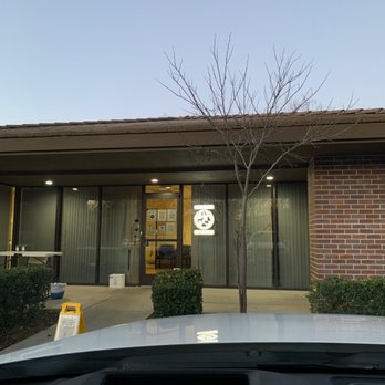 All Creatures Veterinary Emergency Clinic - Entrance - Veterinarians Near Me - Folsom, California