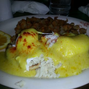 Barn 34 - Crab Eggs Benedict - Bars Near Me - Ocean City, Maryland