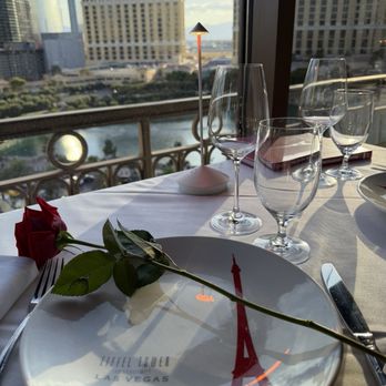 Eiffel Tower Restaurant - Great view - French Near Me - Las Vegas, Nevada Eiffel Tower Restaurant - Great view - French Near Me - Las Vegas, Nevada