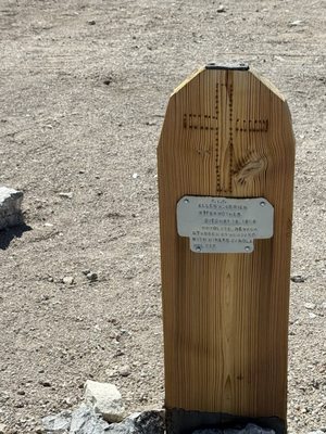 Old Tonopah Cemetery (1901) by null
