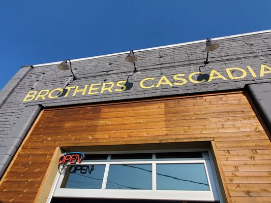 Brothers Cascadia Brewing by null