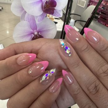 Lyly Spa and Nails - gel x , almond shape medium length - Nail Salons Near Me - Fullerton, California Lyly Spa and Nails - gel x , almond shape medium length - Nail Salons Near Me - Fullerton, California