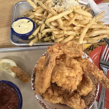 Avenue American Bistro - Shrimp are always on point - Sports Bars Near Me - Wayne, Michigan