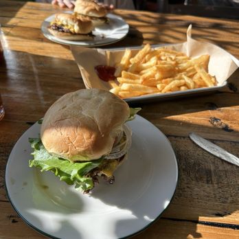 Pierce Creek - Double burger with all the veggies - Burgers Near Me - Creve Coeur, Missouri Pierce Creek - Double burger with all the veggies - Burgers Near Me - Creve Coeur, Missouri