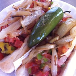 Rico's Tacos - Hot dogs with pico