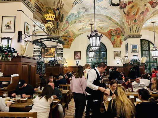 Hofbräuhaus München by null