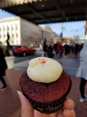 Red Velvet Cupcakery by null