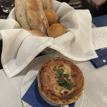 Maison Margaux - Bars Near Me - Minneapolis, Minnesota
