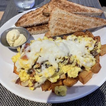 The Patio Restaurant & Lounge - Shown are the Avocado toast and The Country Skillet - Steakhouses Near Me - Quincy, Illinois The Patio Restaurant & Lounge - Shown are the Avocado toast and The Country Skillet - Steakhouses Near Me - Quincy, Illinois