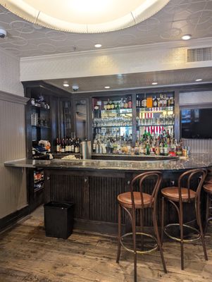 South End Buttery by null