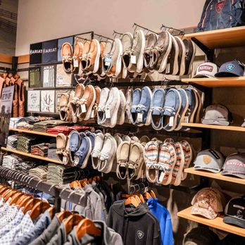 Ariat - Men's Clothing Near Me - Lexington, Kentucky Ariat - Men's Clothing Near Me - Lexington, Kentucky