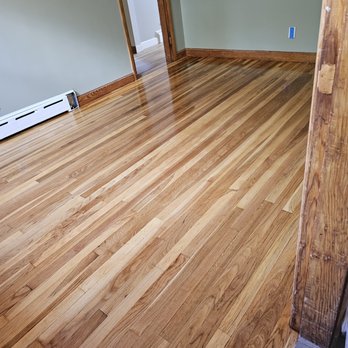 A P Beauregard Hardwood & Tile - 2nd bedroom after 1 poly coat - Carpeting Near Me - Gardner, Massachusetts A P Beauregard Hardwood & Tile - 2nd bedroom after 1 poly coat - Carpeting Near Me - Gardner, Massachusetts