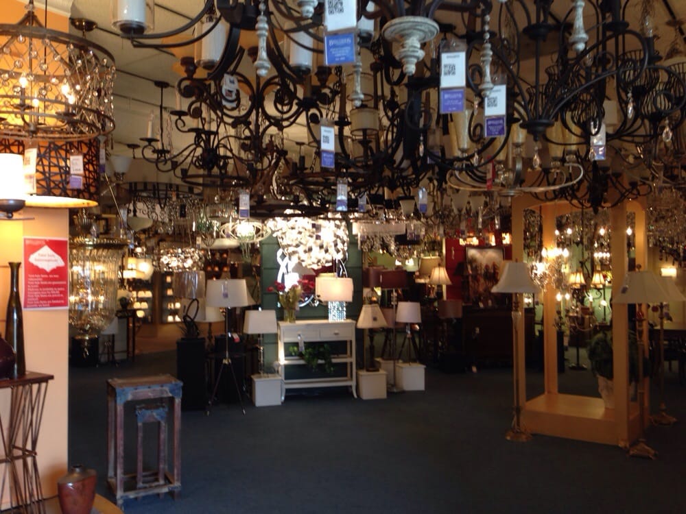 BRECHER’S LIGHTING Updated September 2024 104 W Tiverton Way, Lexington, Kentucky Lighting