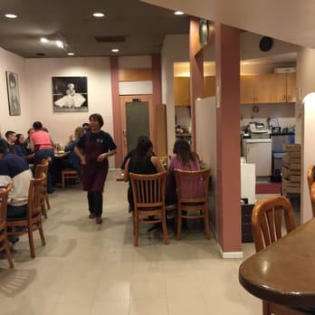 Ramen Nippon - Packed on a Saturday night - Ramen Near Me - Reseda, California Ramen Nippon - Packed on a Saturday night - Ramen Near Me - Reseda, California