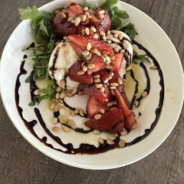 Strawberries & Burrata Strawberries & Burrata