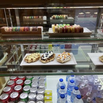 Ari Bakery Cafe - Cafes Near Me - Boynton Beach, Florida