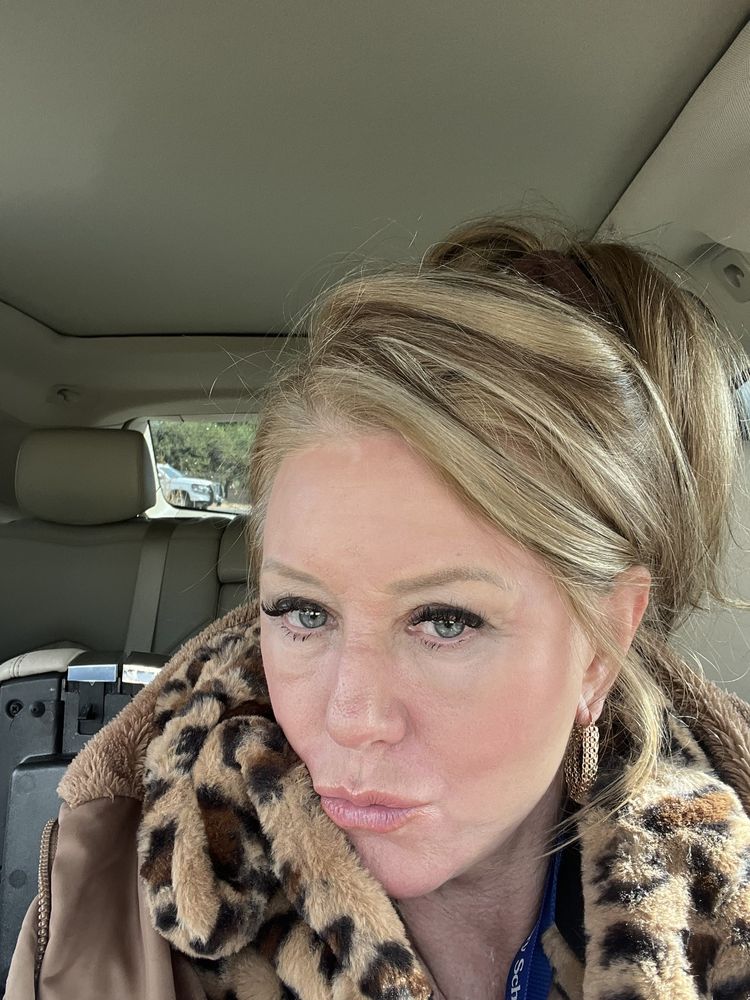 MALONEY CHRISTOPHER T, JR MD Updated October 2024 10 Photos & 30 Reviews 3170 N Swan Rd