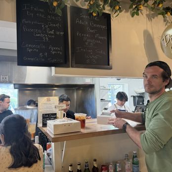 Sorelle - Loud and busy yet orders were given in a timely manner - Cafes Near Me - Long Grove, Illinois