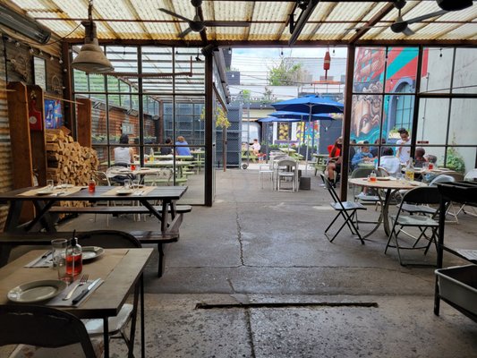 Union Pizza Works by null