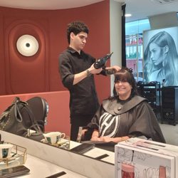 Hair Cut Day - Best Experience at Hair Cut Day with Pedro!.Great color, massage and Blowout! Professional Friendly Salon!