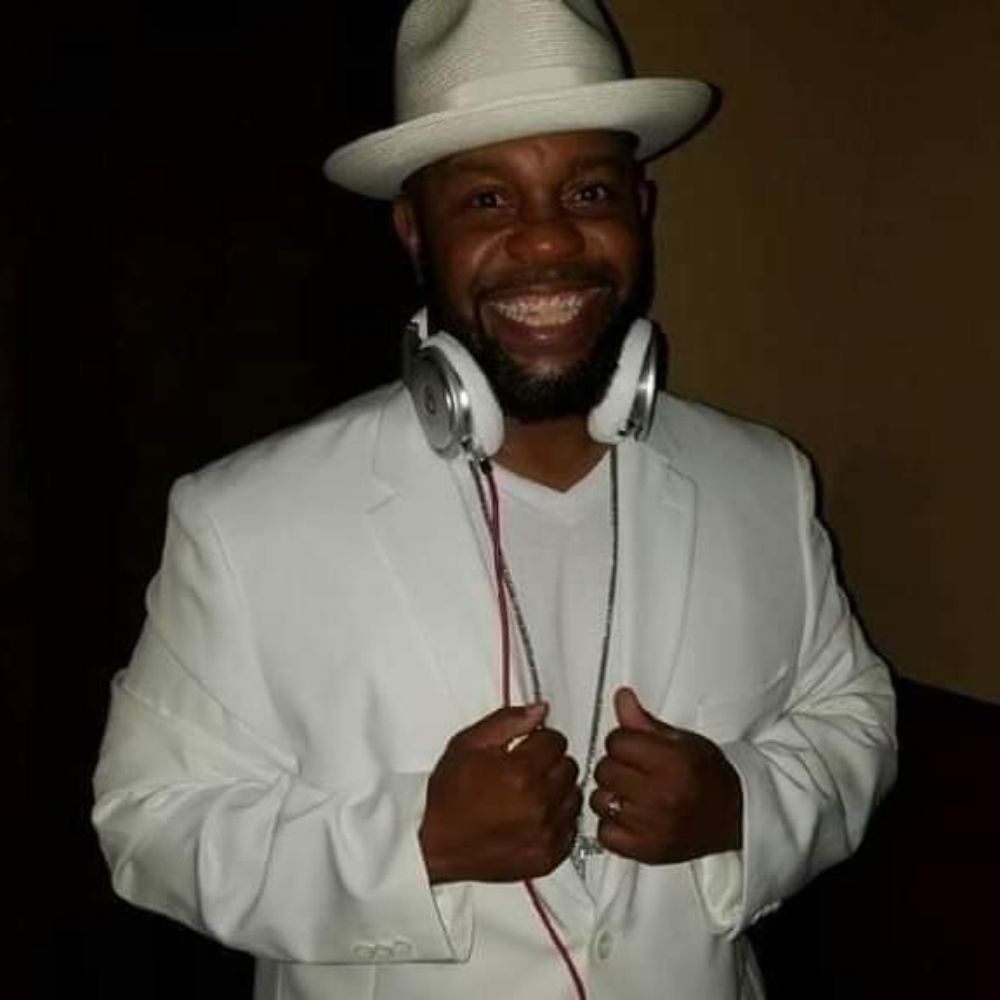 $300 DJ Service