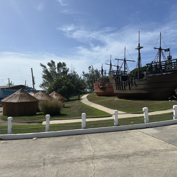 Arecibo Lighthouse and Historical Park - Parks Near Me - Arecibo, Puerto Rico