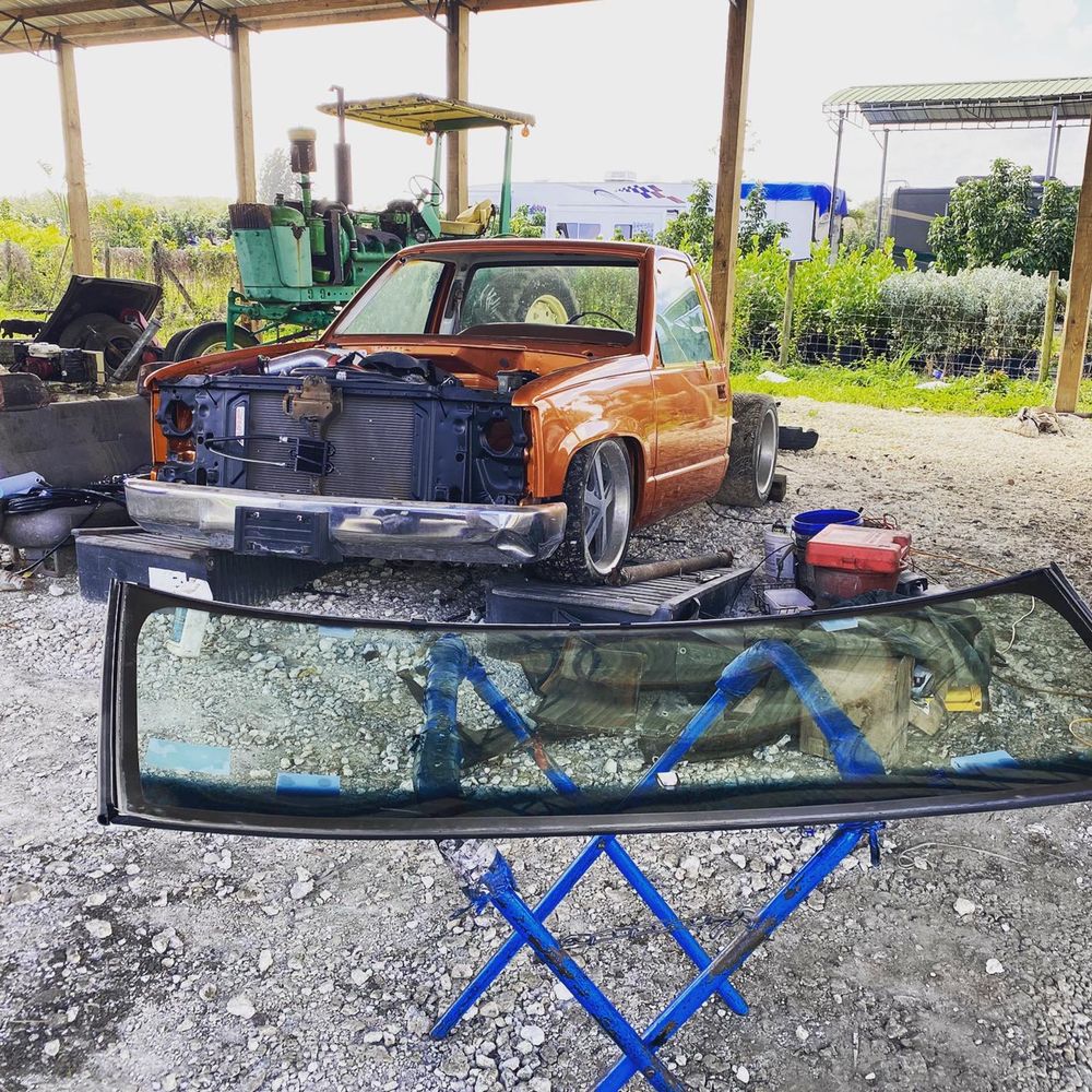 THE AUTO GLASS MAN TEMP. CLOSED Updated June 2024 10 Photos