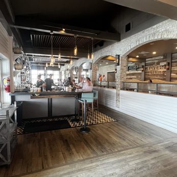 Tavern & Table - bar area - New American Near Me - Mt. Pleasant, South Carolina Tavern & Table - bar area - New American Near Me - Mt. Pleasant, South Carolina