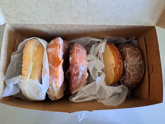 Long's Bakery by null