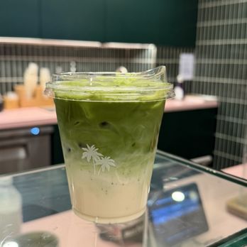 Cha Cha Matcha - ICED MATCHA LATTE - Cafes Near Me - New York, New York Cha Cha Matcha - ICED MATCHA LATTE - Cafes Near Me - New York, New York