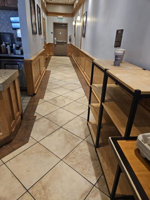 The Coffee Bean & Tea Leaf by null