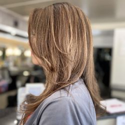 The Red Scarlet Salon - By Christina
