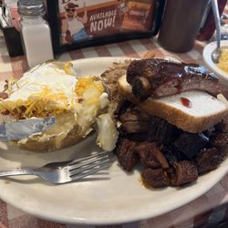 Bobbyd's Merchant St Bbq - Three mests + one Dinner
